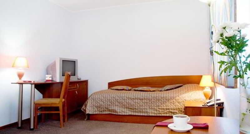 Optima Kropyvnytskyi Hotel Buitenkant foto